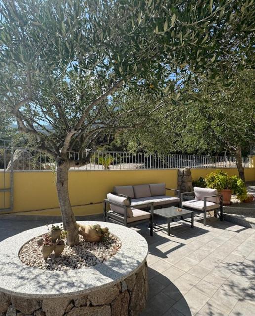 Sa Mamma E Sole B&B Cala Gonone Exteriör bild